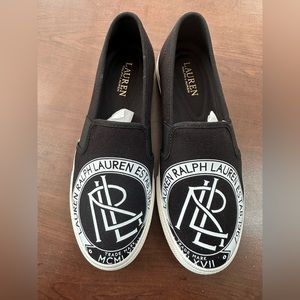 2021 Ralph Lauren SS Round Toe Shoe size 7.5